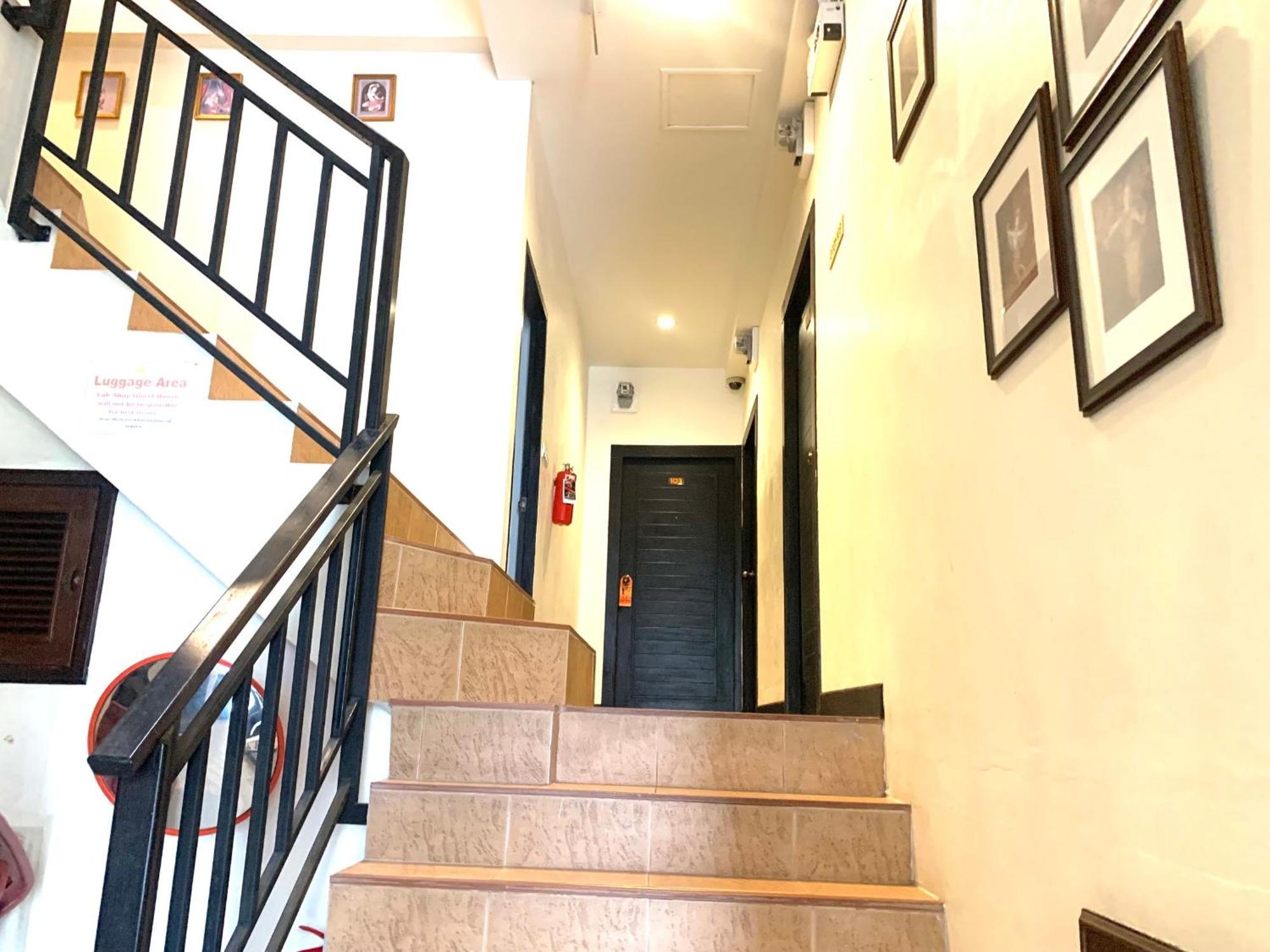 Lub Sbuy Hostel Phuket Exterior photo