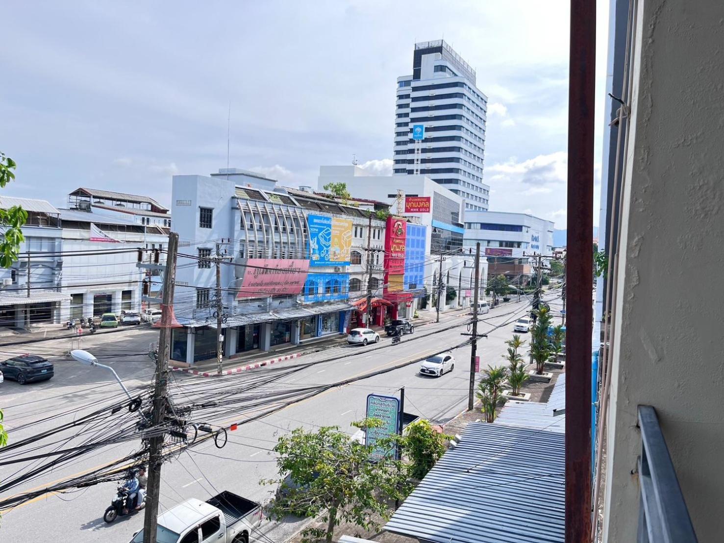 Lub Sbuy Hostel Phuket Exterior photo